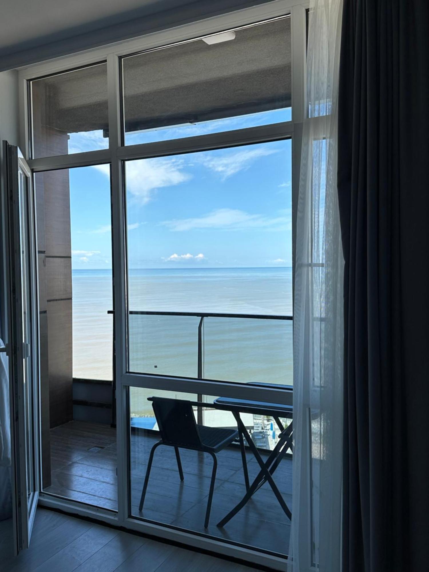 Bi Residence Sea View Luxury 바투미 외부 사진